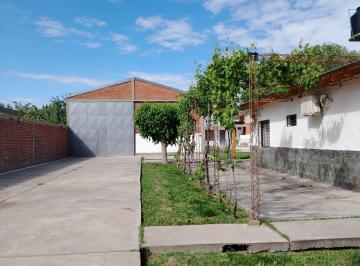 Casa de 3 ambientes, San Rafael · Casa con Galpón (300 M&sup2;), Quincho y Pileta en San Rafael Mendoza