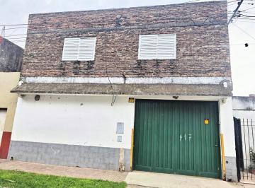 Bodega-Galpón · 300m² · 4 Ambientes · Venta Galpón en Barrio Las Delicias