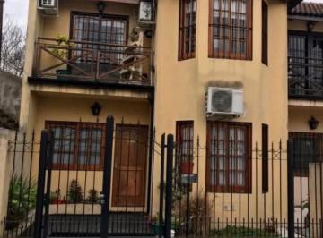 PH · 95m² · 3 Ambientes · PH - Adrogue