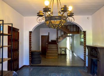 Casa · 217m² · 6 Ambientes · 2 Cocheras · Patio - Parrillero - Dos Plantas - Permutas