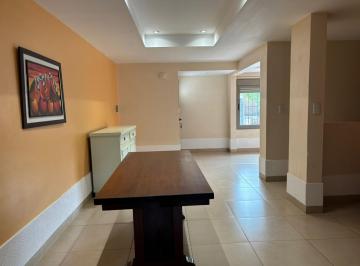 Casa de 5 ambientes, Río Cuarto · Casa en Barrio Gualcamayo – Espaciosa, Funcional y Apta Crédito.