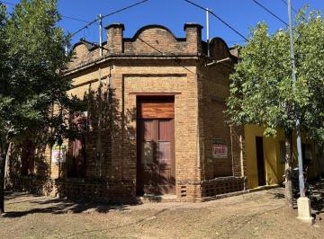 Casa · 120m² · 3 Ambientes · Casa Antigua Zona Comercial Colón Entre Rios