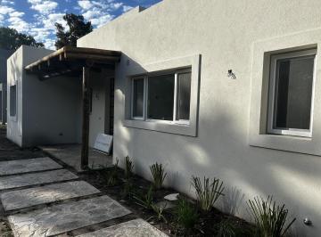 Casa · 190m² · 5 Ambientes · 1 Cochera · Venta Casa Santa Clara - Manzanares, Pilar