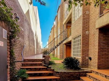 Departamento de 4 ambientes, Córdoba · Alquilo Dúplex de 2 Dorm. en Alberdi