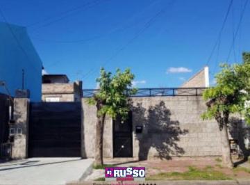 RUS-RUS-10191_2 · Venta Casa 3 Ambientes San Justo