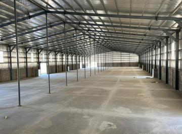 Depósito · 4100m² · Depósito a Estrenar de 4000 m² Cubiertos y 5000 m² de Playa en Poligono Spegazini