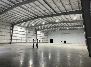 Bodega-Galpón · 1980m² · Galpón en Alquiler a Estrenar en Parque Industrial Ruta 6 2000 M²