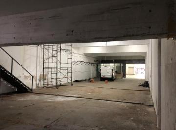 Local comercial · 641m² · Local en Liniers