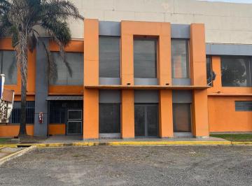 Local comercial · 511m² · Alquiler de Local Comercial Frente Sobre Colectora Acceso Oeste - Predio Cerrado