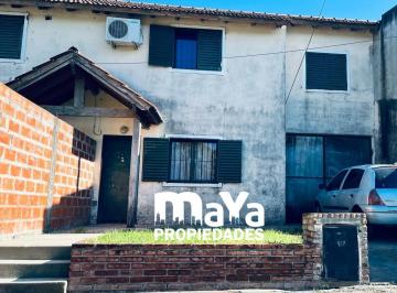 Casa · 90m² · 4 Ambientes · 2 Cocheras · Hermosa Casa en Venta - Santa Florentina