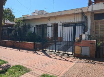 Foto · Hermosa Casa en Barrio Juniors