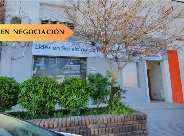 Local comercial · 359m² · 6 Ambientes · Venta Local Comercial y Dpto - Independencia Al 600, Neuquén Capital