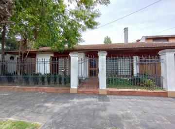 Terreno · 33m² · 4 Ambientes · 1 Cochera · R21 Amplio Terreno 14.98 X 55 Calle Talcahuano Banfield