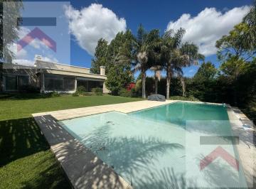 Casa · 203m² · 4 Ambientes · 1 Cochera · Alquiler Temporario o Anual Casa Amoblada 3 Dorm. Piscina Chacras de La Reserva Cardales