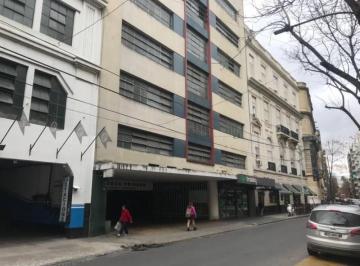 Garage · 2m² · Cochera en Venta en Recoleta, Cochera Cubierta