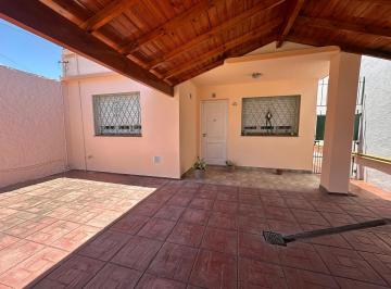 Casa · 362m² · 4 Ambientes · Casa a La Venta en Merlo Norte