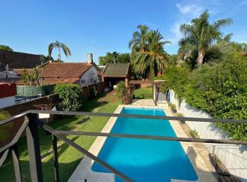 Casa · 4 Ambientes · Casa en Venta