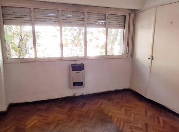 Departamento de 3 ambientes, Parque Patricios · Venta Depto. 3 Amb. Excelente Ubicación.