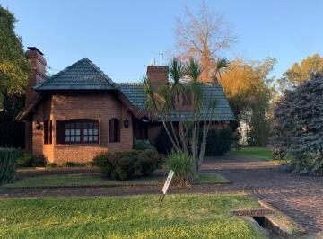 Casa de 5 ambientes, Berazategui · Casa - Venta | El Carmen Country Club