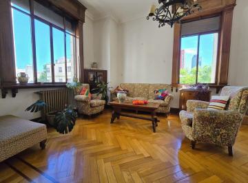 Departamento · 203m² · 5 Ambientes · Catamarca Al 0. Triplex 4 Amb. con Dependencia en Venta en Once. Terraza Propia