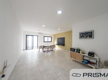 Oficina comercial · 68m² · 3 Ambientes · Oficina - 68 m² - Solares de Manantiales