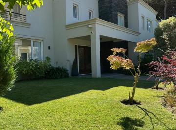 Casa de 8 ambientes, Pinamar · Casa de 6 Dorm. + Dependencia. Zona Norte Pinamar.