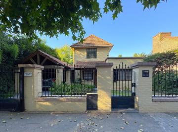Casa de 4 ambientes, Ituzaingó · Chalet en Venta, Garcia Lorca 3700