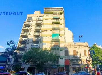 Edificio · Av La Plata 500 Departamento 2 Ambientes 34 m² Venta Caballito