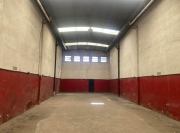 Depósito · 239m² · Edificio Comercial en Pompeya