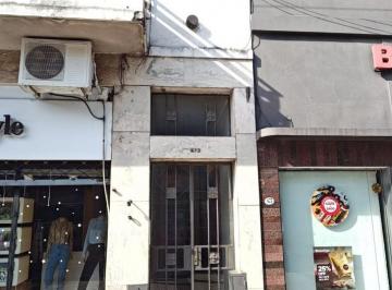 Departamento · 90m² · 6 Ambientes · Vendo Departamento en Peatonal San Martin 673