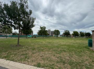 Terreno · 544m² · Venta de Terreno en Esquina en Lagoon, Pilar.