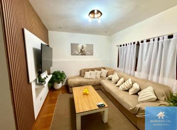Casa de 5 ambientes, Liniers · Casa en Venta de 5 Ambientes en Liniers