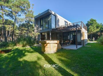 Casa · 82m² · 3 Ambientes · 1 Cochera · Casa en Venta Pinamar Berlin Woods