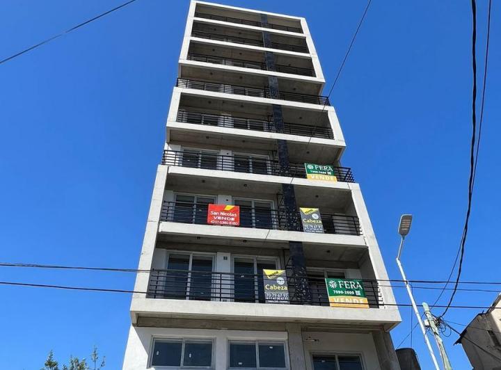Desarrollo vertical · Av Belgrano 5900, Wilde