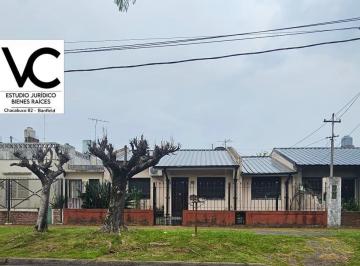 Casa · 500m² · 3 Ambientes · 3 Cocheras · Venta! Casa Oportunidad Unica Barrio Los Alamos Guernica