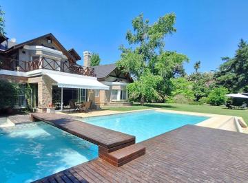 Casa · 640m² · 10 Ambientes · 5 Cocheras · Casa 10 Ambientes Venta La Martona Cañuelas