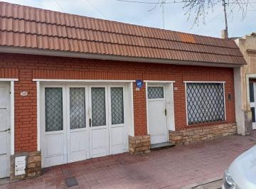 Casa · 166m² · 4 Ambientes · Casa en San Jose Guaymallen, Calle Soler