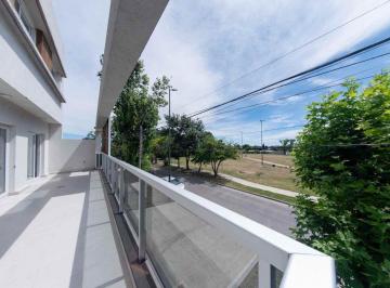 Departamento · 107m² · 4 Ambientes · 1 Cochera · Venta Triplex a Estrenar C/ Cochera en Berazategui
