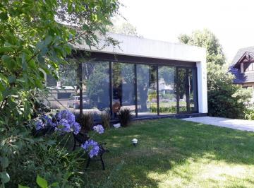 Casa · 101m² · 2 Ambientes · Venta Casa C/pileta/vista Golf - Indio Cua Golf Club