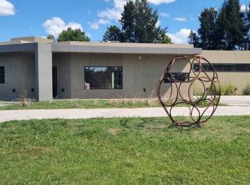 Casa · 192m² · 4 Ambientes · Venta Casa 4 Ambientes Malibu Canning, Ezeiza