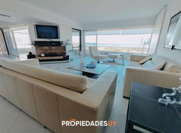 Foto1 · Primera Linea Brava 4 Dorm. en Venta