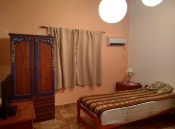 Casa · 70m² · 2 Ambientes · Casa en Venta - 1 Dormitorio 1 Baño - 600 m² - Las Toninas