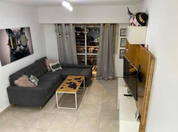 Departamento · 75m² · 3 Ambientes · 1 Cochera · Departamento en Venta - 2 Dorm. 2 Baños - 75 m² - Banfield