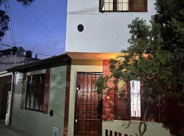 Departamento · 78m² · 4 Ambientes · Dúplex en Venta - 3 Dorm. 2 Baños - 78 m² - San Bernardo del Tuyú