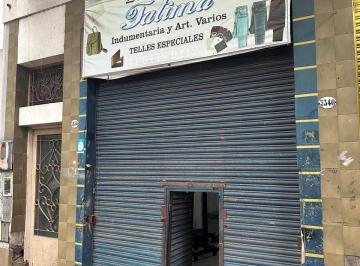 Local comercial , Villa Soldati · Local en Muy Buena Zona Comercial
