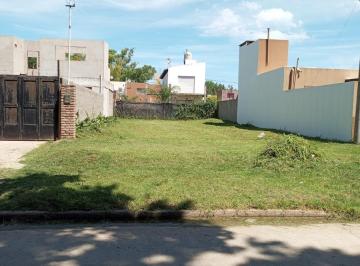 Terreno · 220m² · Terreno en Venta en Pérez, Barrio Los Robles