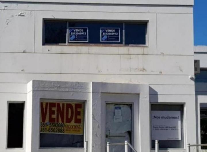 Local comercial · 1300m²