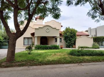 Casa · 320m² · 8 Ambientes · 1 Cochera · Vendo Casa - Ayres del Sur - Estilo Colonial
