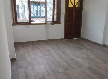 PH · 70m² · 3 Ambientes · 1 Cochera · Departamento PH en Venta en Ramos Mejía, La Matanza, G. B. a. Zona Oeste