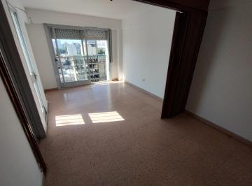 Departamento de 1 ambiente, La Plata · 9 E/ 46 y 47, Monoambiente, Todos Los Servicios.